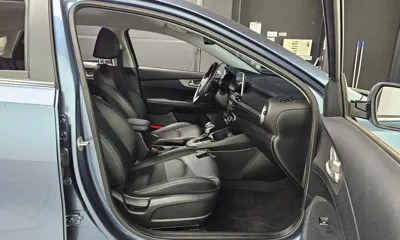 Kia K3 2019, 49822 км, за 9518.18 USD - фото 12