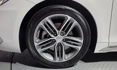 Hyundai Grandeur 2019, 120756 км, за 9780.75 USD