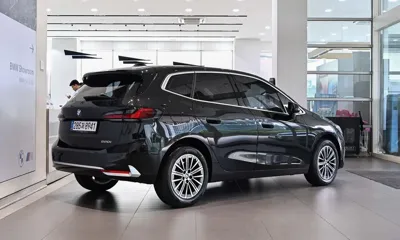 BMW 2-Series 2025, 4040 км, за 22790.9 USD