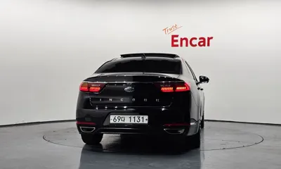 Kia K7 2017, 112654 км, за 9425.99 USD