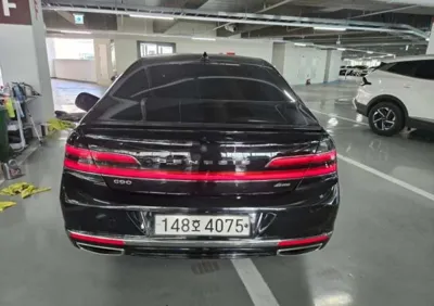 Genesis G90 2021, 101558 км, за 4997.36 USD
