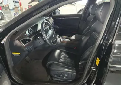 Genesis G90 2021, 101558 км, за 4997.36 USD