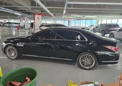 Genesis G90 2021, 101558 км, за 4997.36 USD