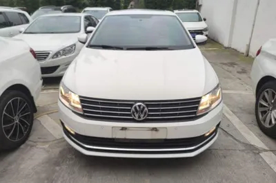 Volkswagen Lavida 2017, 83900 км, за 8013 USD - фото 2