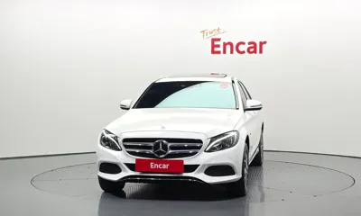 Mercedes-Benz C-Class 2018, 51102 км, за 12781.45 USD