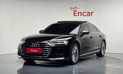 Audi A8 · 2021 год