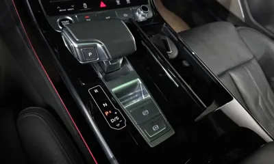 Audi A8 2021, 76712 км, за 37416.31 USD - фото 9