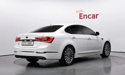 Kia K7 2015, 76066 км, за 4869.01 USD