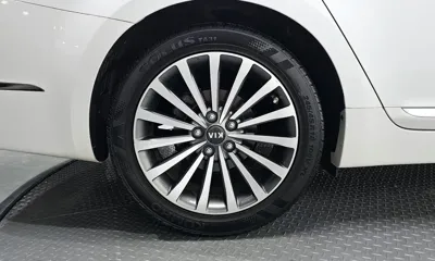 Kia K7 2015, 76066 км, за 4869.01 USD