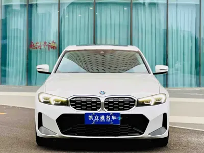 BMW 3 Series 2023, 48000 км, за 24719.94 USD