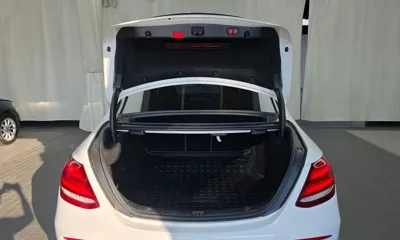 Mercedes-Benz E-Class 2019, 164332 км, за 12669.03 USD - фото 20