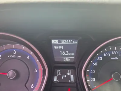 Hyundai i30 2016, 150000 км, за 3705.39 USD