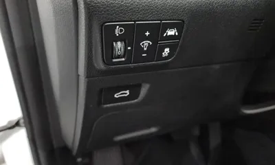 Kia K5 2020, 157348 км, за 8789.55 USD - фото 19
