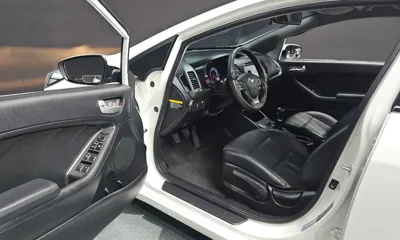 Kia K3 2015, 140003 км, за 2953.92 USD - фото 10