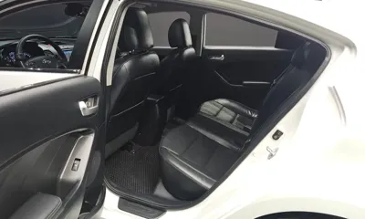 Kia K3 2015, 140003 км, за 2953.92 USD - фото 11