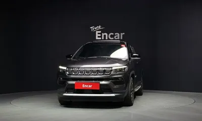 Jeep Compass 2022, 32499 км, за 13976.46 USD