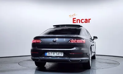 Volkswagen Arteon 2023, 83146 км, за 18103.73 USD