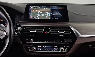 BMW 5-Series 2018, 125489 км, за 13514.91 USD - фото 14