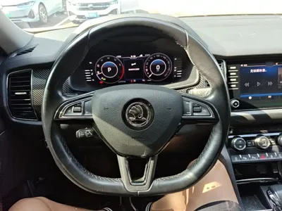 Skoda Kodiaq GT 2019, 31600 км, за 11524.37 USD - фото 11