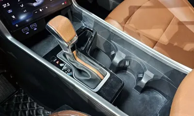 KG_Mobility_Ssangyong Torres 2023, 37545 км, за 14253.8 USD - фото 9