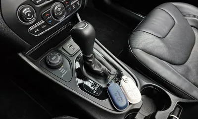 Jeep Cherokee 2020, 40642 км, за 12913.9 USD - фото 9