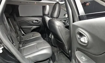 Jeep Cherokee 2020, 40642 км, за 12913.9 USD - фото 11