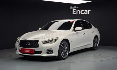 Infiniti Q50 · 2015 год