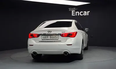 Infiniti Q50 2015, 192066 км, за 2691.35 USD
