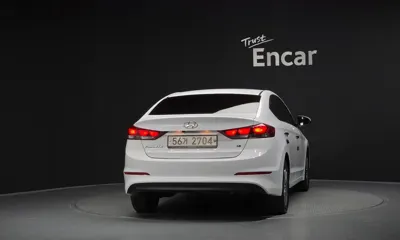 Hyundai Avante 2018, 41470 км, за 8861.76 USD