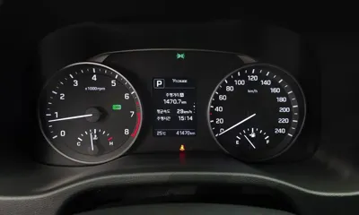 Hyundai Avante 2018, 41470 км, за 8861.76 USD - фото 8