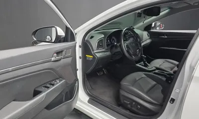 Hyundai Avante 2018, 41470 км, за 8861.76 USD - фото 10