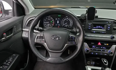 Hyundai Avante 2018, 41470 км, за 8861.76 USD - фото 14