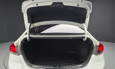 Hyundai Avante 2018, 41470 км, за 8861.76 USD - фото 21
