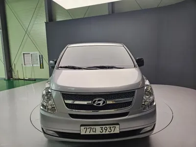 Hyundai Starex 2014, 186000 км, за 4551.67 USD