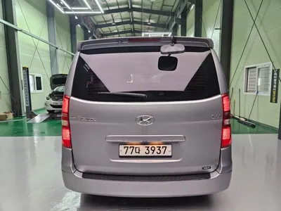 Hyundai Starex 2014, 186000 км, за 4551.67 USD - фото 6