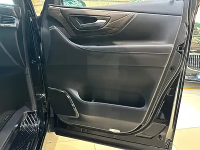 Toyota Vellfire 2024, 36000 км, за 112392.52 USD - фото 19