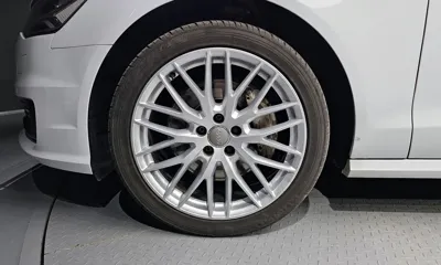 Audi A6 2016, 102936 км, за 8940.39 USD