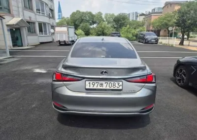 Lexus ES 2023, 42028 км, за 28537.99 USD