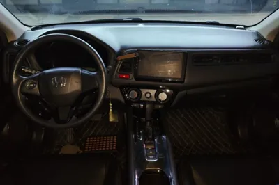 Honda Vezel 2017, 54700 км, за 8052 USD