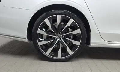 Volvo S90 2026, 2081 км, за 38371.36 USD