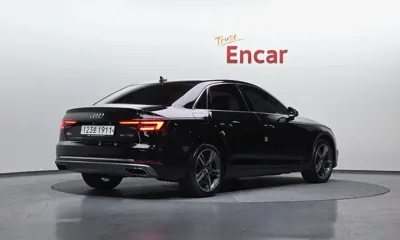 Audi A4 2019, 36189 км, за 12964.18 USD