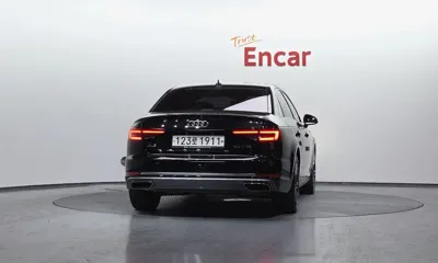 Audi A4 2019, 36189 км, за 12964.18 USD