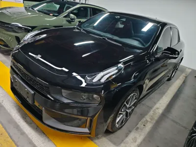 Lynk & Co 03 · 2022 год