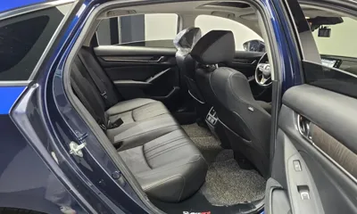 Honda Accord 2021, 63885 км, за 15989.43 USD - фото 12