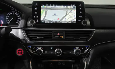 Honda Accord 2021, 63885 км, за 15989.43 USD - фото 14