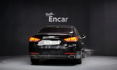 Hyundai Genesis 2015, 173422 км, за 5420.42 USD