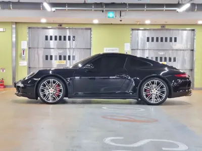 Porsche 911 2015, 54000 км, за 69706.88 USD