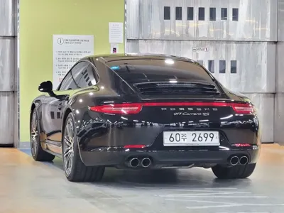 Porsche 911 2015, 54000 км, за 69706.88 USD