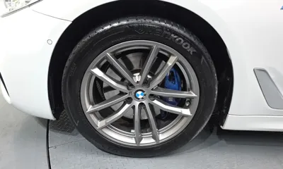BMW 5-Series 2018, 72732 км, за 18830.52 USD