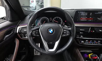 BMW 5-Series 2018, 72732 км, за 18830.52 USD - фото 14